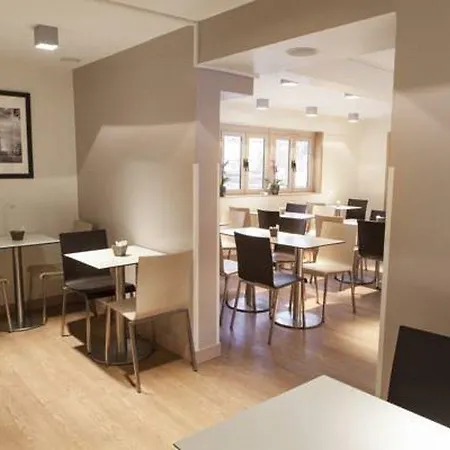 Htel Ibis Centre Grand-place 3*
