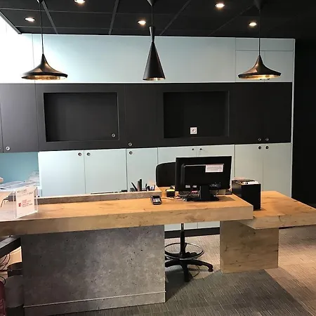 Htel Ibis Centre Grand-place Ξενοδοχείο 4*